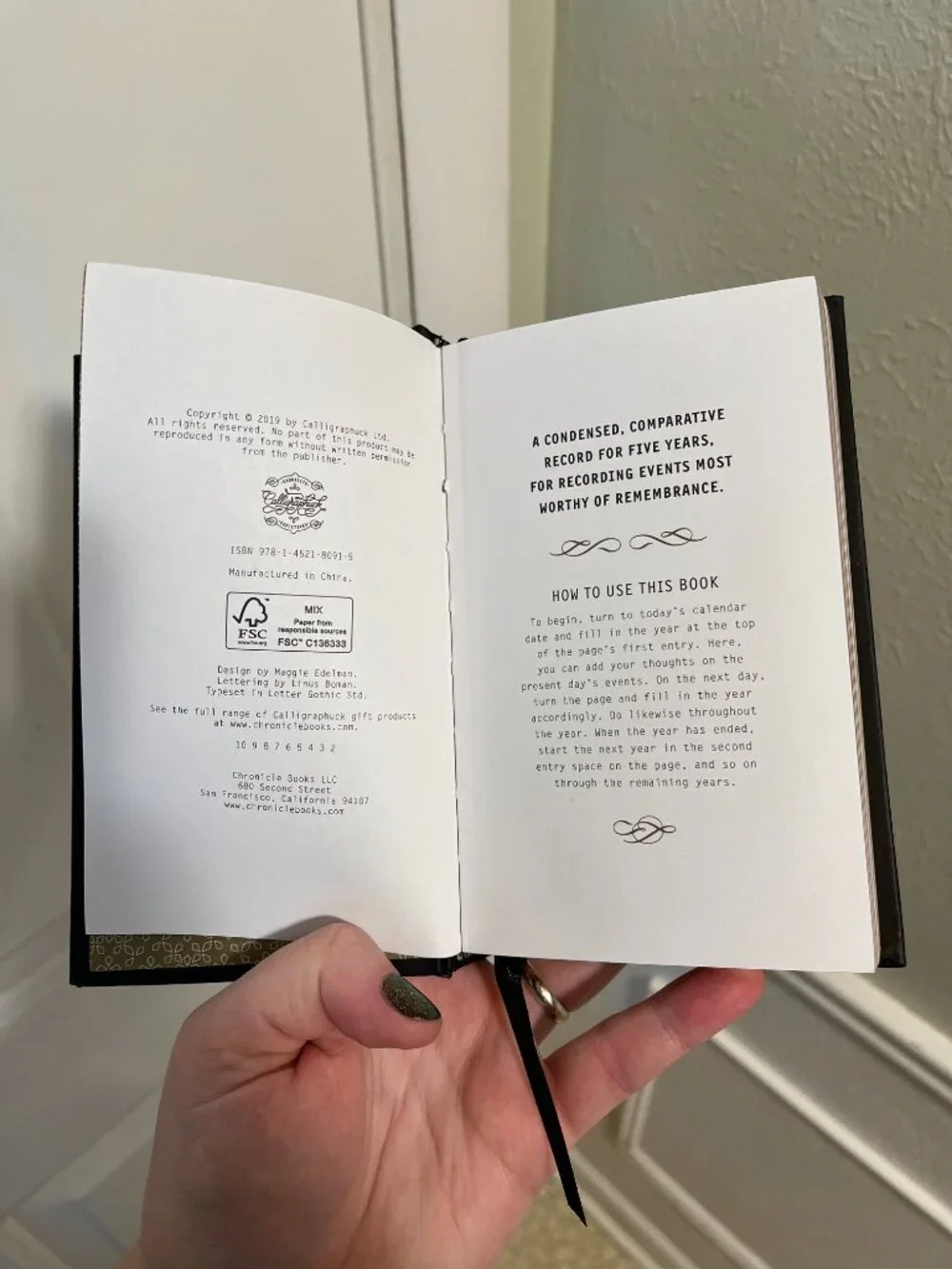 Journal - F*cking Brilliant - One Line a Day: A Five-Year Memory Book NEW